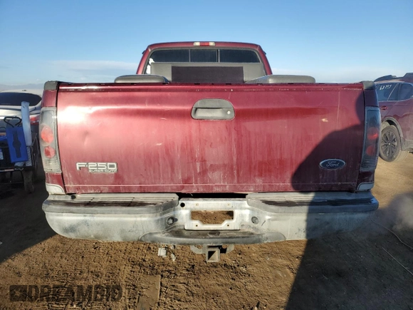2004 Ford F-250 XL with VIN 1FTNX21L14EC45372, listed as a Copart auction lot 43745835 with 288,130 mi miles and Salvage title. Bid and sale history available at DreamBid. Image 6.