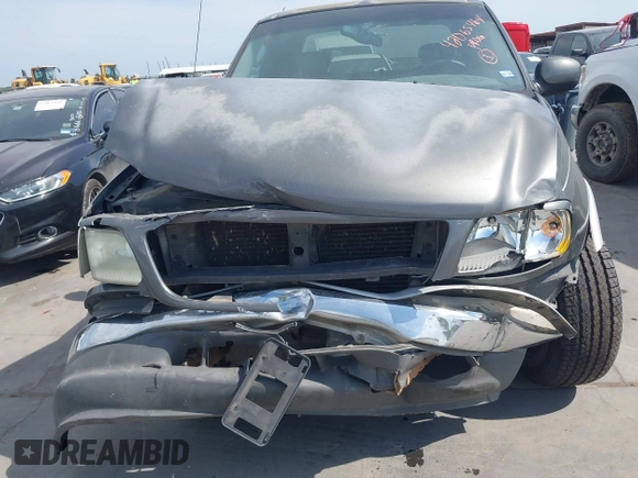2002 Ford F-150 XL с VIN 1FTRX17W22NB51110, выставлен на аукционе IAAI как лот 42065464 с пробегом 346 583 миль миль и . История ставок и продаж доступна на DreamBid. Изображение 12.