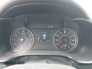 2021 Kia Forte LXS с VIN 3KPF24AD8ME265680, выставлен на аукционе IAAI как лот 42369530 с пробегом 76 678 миль миль и . История ставок и продаж доступна на DreamBid. Изображение 7.