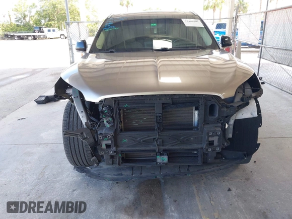 2020 Lincoln Aviator Reserve with VIN 5LM5J7XC0LGL10343, listed as a IAAI auction lot 42486201 with 62,418 mi miles and . Bid and sale history available at DreamBid. Image 12.