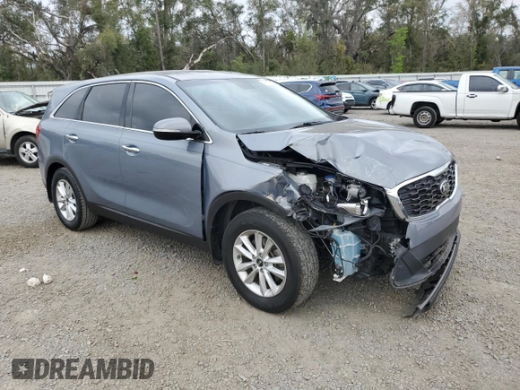 2020 Kia Sorento LX with VIN 5XYPG4A37LG643258, listed as a Copart auction lot 46093245 with 122,379 mi miles and Salvage Title. Bid and sale history available at carsss.com. Image 4.