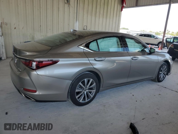 2021 Lexus ES with VIN 58ADZ1B1XMU105764, listed as a Copart auction lot 52539865 with 36,263 mi miles and Non Repairable. Bid and sale history available at carsss.com. Image 3.