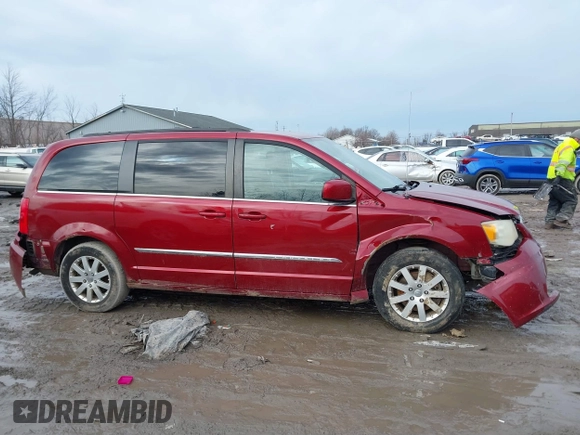 2014 Chrysler Town & Country Touring z VIN 2C4RC1BG9ER437362, wystawiony jako IAAI lot #41704031 z przebiegiem 195 290 mil mil oraz . Historia ofert i sprzedaży dostępna na DreamBid. Obrazek 13.