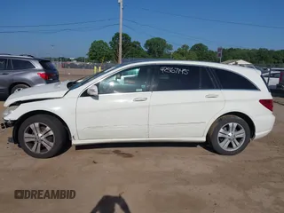 2008 Mercedes-Benz R 3.5L with VIN 4JGCB65E38A075422, listed as a IAAI auction lot 42567145 with 195,617 mi miles and . Bid and sale history available at DreamBid. Image 15.