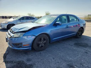 2010 Ford Fusion SE z VIN 3FAHP0HA1AR138892, wystawiony jako Copart lot #59781125 z przebiegiem 157 900 mil mil oraz Szkoda całkowita • Salvage title. Historia ofert i sprzedaży dostępna na DreamBid. Obrazek 1.