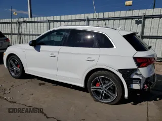 2018 Audi SQ5 Prestige with VIN WA1C4AFY2J2112626, listed as a Copart auction lot 74696864 with 30,410 mi miles and Salvage Title. Bid and sale history available at DreamBid. Image 2.