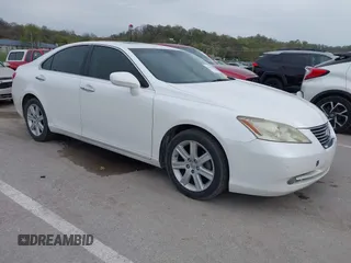 2008 Lexus ES 350 with VIN JTHBJ46G282183370, listed as a IAAI auction lot 42011306 with 230,946 mi miles. Bid and sale history available at carsss.com. Image 1.