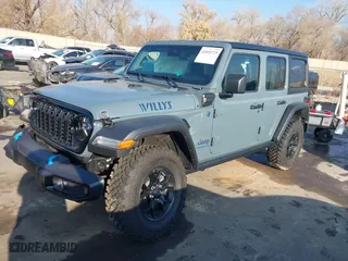2024 Jeep Wrangler 4xe Willys with VIN 1C4RJXN66RW369353, listed as a IAAI auction lot 41035725 with 1,352 mi miles. Bid and sale history available at carsss.com. Image 17.