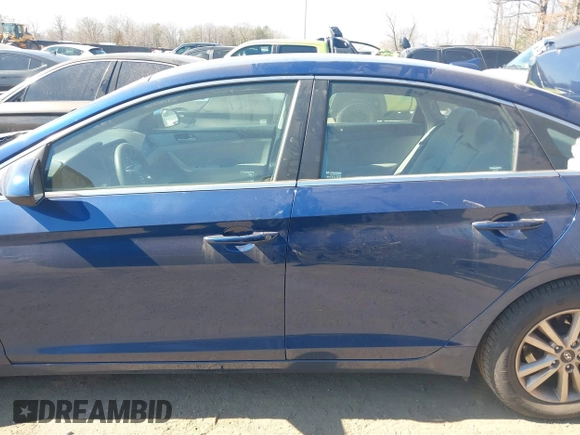 2017 Hyundai Sonata SE with VIN 5NPE24AF6HH594716, listed as a IAAI auction lot 41586899 with 84,095 mi miles and . Bid and sale history available at DreamBid. Image 14.