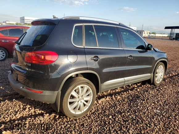 2015 Volkswagen Tiguan SEL with VIN WVGAV7AX2FW524276, listed as a Copart auction lot 63631995 with 87,284 mi miles and Salvage title. Bid and sale history available at DreamBid. Image 3.