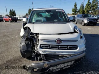 2019 FIAT 500L Trekking with VIN ZFBNFADH6KZ042149, listed as a Copart auction lot 81961714 with 51,554 mi miles and Salvage Title. Bid and sale history available at carsss.com. Image 5.