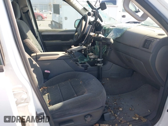 2003 Ford Explorer XLT with VIN 1FMZU63K93UC17079, listed as a IAAI auction lot 42301417 with 137,632 mi miles and . Bid and sale history available at DreamBid. Image 5.