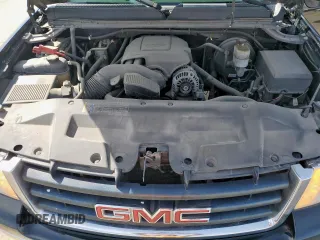 2010 GMC Sierra 1500 with VIN 1GTSKVEA4AZ241610, listed as a Copart auction lot 45301635 with 244,815 mi miles and Salvage Title. Bid and sale history available at DreamBid. Image 11.
