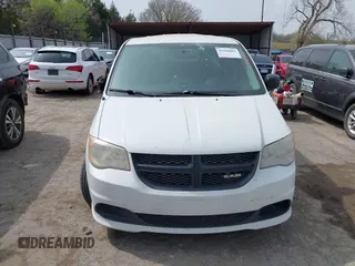 2014 Ram Cargo Van Tradesman z VIN 2C4JRGAG0ER149746, wystawiony jako IAAI lot #41930863 z przebiegiem 255 877 mil mil oraz . Historia ofert i sprzedaży dostępna na DreamBid. Obrazek 12.