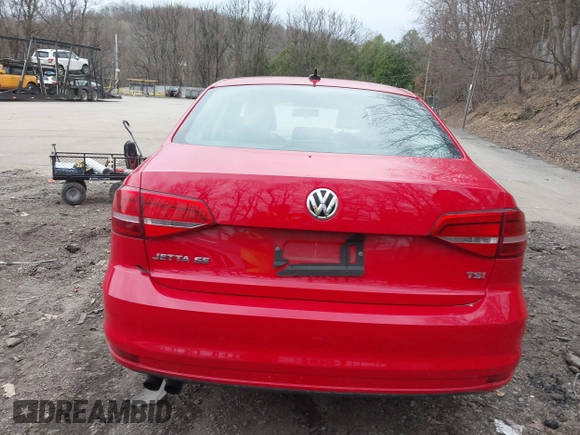 2015 Volkswagen Jetta Sedan 1.8T SE with VIN 3VWD17AJXFM303014, listed as a IAAI auction lot 41953494 with 92,145 mi miles. Bid and sale history available at carsss.com. Image 15.