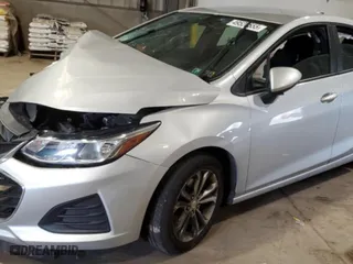 2019 Chevrolet Cruze LS with VIN 1G1BC5SM2K7151860, listed as a Copart auction lot 49526555 with 0 mi miles and Salvage Title. Bid and sale history available at carsss.com. Image 1.