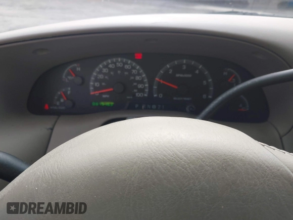 2002 Ford F-150 XL with VIN 1FTRX17202NA66022, listed as a IAAI auction lot 42382320 with 87,916 mi miles and . Bid and sale history available at DreamBid. Image 15.