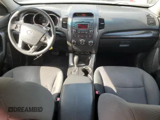 2013 Kia Sorento LX with VIN 5XYKT4A29DG370970, listed as a Copart auction lot 55015255 with 212,424 mi miles and Clean title. Bid and sale history available at DreamBid. Image 8.