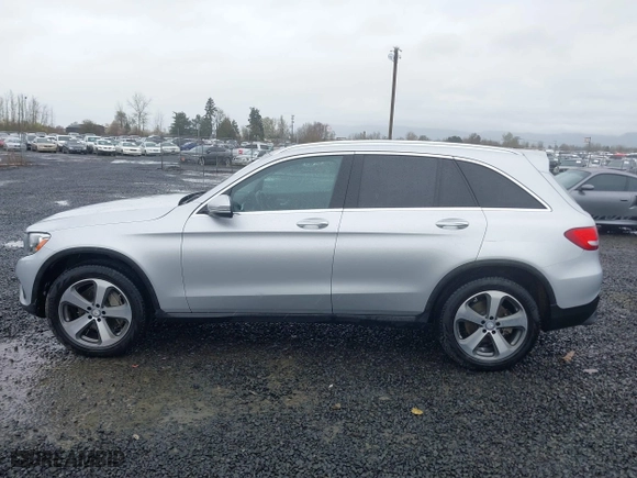 2016 Mercedes-Benz GLC with VIN WDC0G4KB8GF101046, listed as a IAAI auction lot 41846955 with 77,859 mi miles. Bid and sale history available at carsss.com. Image 15.