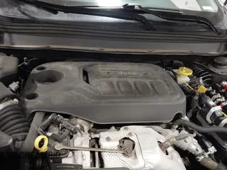 2019 Jeep Cherokee Limited with VIN 1C4PJMDN9KD207393, listed as a IAAI auction lot 41869899 with 71,245 mi miles. Bid and sale history available at carsss.com. Image 10.