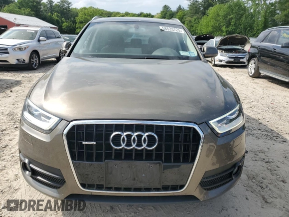 2015 Audi Q3 Premium Plus with VIN WA1EFCFS7FR005709, listed as a Copart auction lot 58533725 with 84,527 mi miles and Clean title. Bid and sale history available at DreamBid. Image 5.