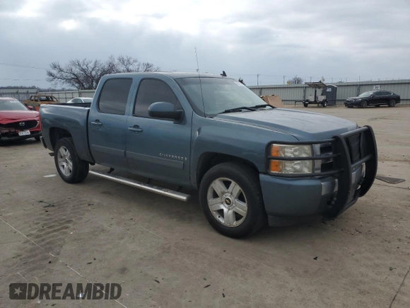 2008 Chevrolet Silverado 1500 1LT with VIN 3GCEC13J68G228440, listed as a Copart auction lot 43177565 with 209,085 mi miles and Salvage Title. Bid and sale history available at DreamBid. Image 4.