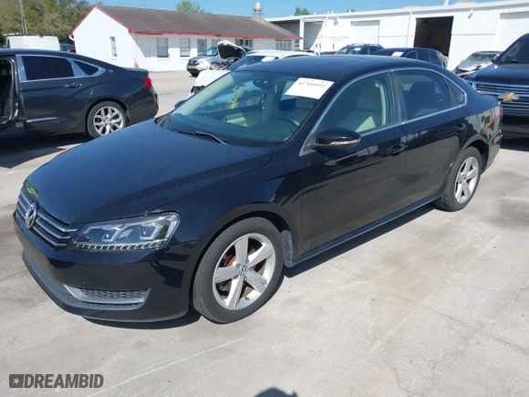 2012 Volkswagen Passat SE w/Sunroof with VIN 1VWBH7A38CC063186, listed as a IAAI auction lot 41700992 with 151,454 mi miles. Bid and sale history available at carsss.com. Image 17.