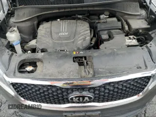 2016 Kia Sorento LX z VIN 5XYPGDA57GG162692, wystawiony jako Copart lot #49185585 z przebiegiem 134 152 mil mil oraz Szkoda całkowita • Salvage title. Historia ofert i sprzedaży dostępna na DreamBid. Obrazek 13.