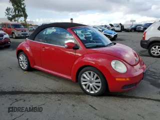 2008 Volkswagen Beetle SE z VIN 3VWRG31Y18M400549, wystawiony jako Copart lot #80953294 z przebiegiem 110 096 mil mil oraz Czysty tytuł • Clean title. Historia ofert i sprzedaży dostępna na DreamBid. Obrazek 4.