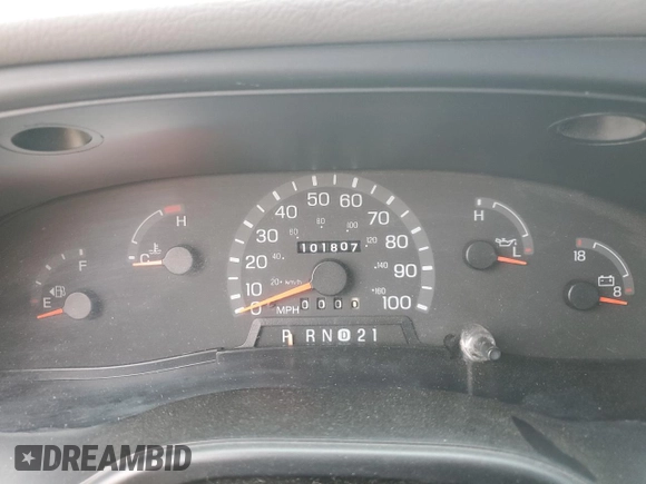 2001 Ford Econoline Passenger XL with VIN 1FBSS31L41HB19352, listed as a Copart auction lot 53101325 with 101,807 mi miles and Salvage title. Bid and sale history available at DreamBid. Image 9.