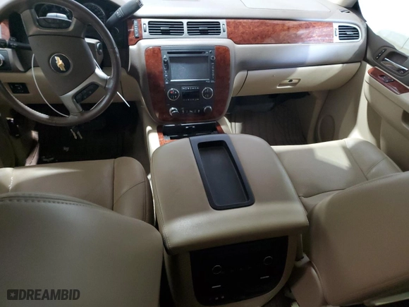 2013 Chevrolet Avalanche LTZ with VIN 3GNTKGE75DG293943, listed as a Copart auction lot 45305125 with 0 mi miles and Salvage Title. Bid and sale history available at carsss.com. Image 8.
