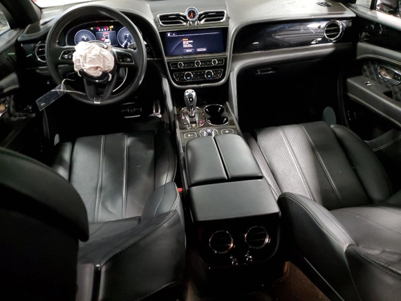 2022 Bentley Bentayga V8 with VIN SJAAM2ZV9NC011119, listed as a Copart auction lot 80532534 with NaN miles and Salvage Title. Bid and sale history available at carsss.com. Image 8.