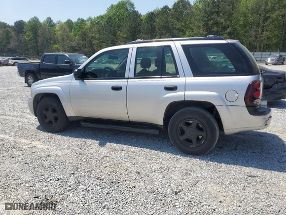 2004 Chevrolet TrailBlazer LT with VIN 1GNDS13S042273469, listed as a Copart auction lot 53825325 with 173,179 mi miles and Clean Title. Bid and sale history available at carsss.com. Image 2.