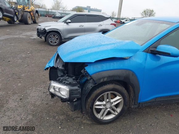 2020 Hyundai Kona SE with VIN KM8K1CAA4LU418696, listed as a IAAI auction lot 41950986 with 75,998 mi miles. Bid and sale history available at carsss.com. Image 19.