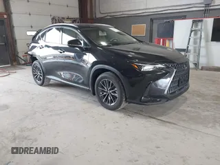 2025 Lexus NX 350 Premium z VIN 2T2GGCEZ4SC066963, wystawiony jako IAAI lot #41766137 z przebiegiem 4 611 mil mil oraz . Historia ofert i sprzedaży dostępna na DreamBid. Obrazek 1.