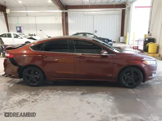2016 Ford Fusion SE with VIN 3FA6P0H90GR274128, listed as a IAAI auction lot 40950722 with 109,440 mi miles. Bid and sale history available at carsss.com. Image 13.