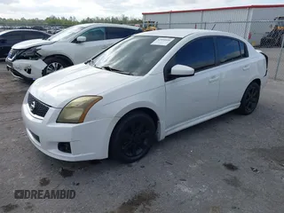 2012 Nissan Sentra 2.0 z VIN 3N1AB6AP0CL701340, wystawiony jako IAAI lot #42094800 z przebiegiem 189 128 mil mil oraz . Historia ofert i sprzedaży dostępna na DreamBid. Obrazek 17.