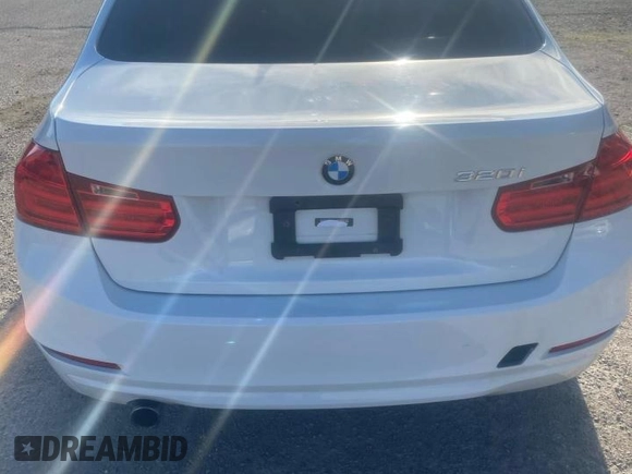 2013 BMW 3 Series 320i with VIN WBA3B1C56DK130229, listed as a Copart auction lot 46759105 with 170,943 mi miles and Salvage Title. Bid and sale history available at carsss.com. Image 8.