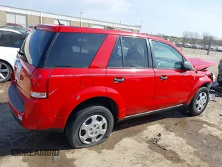 2006 Saturn VUE z VIN 5GZCZ33D86S848562, wystawiony jako IAAI lot #41884495 z przebiegiem 151 874 mil mil oraz . Historia ofert i sprzedaży dostępna na DreamBid. Obrazek 13.