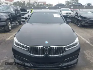 2018 BMW 7 Series ALPINA B7 xDrive with VIN WBA7F2C5XJG856217, listed as a IAAI auction lot 41473030 with 49,298 mi miles. Bid and sale history available at carsss.com. Image 12.
