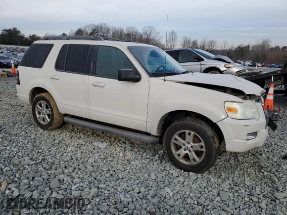 2010 Ford Explorer XLT with VIN 1FMEU7DE4AUA22775, listed as a Copart auction lot 42125105 with 200,982 mi miles and Salvage Title. Bid and sale history available at DreamBid. Image 4.