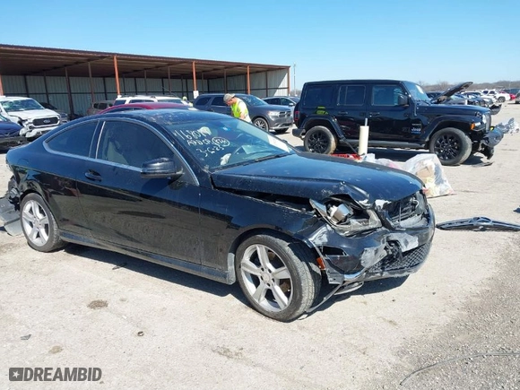 2013 Mercedes-Benz C-Class C 250 with VIN WDDGJ4HB6DG104780, listed as a IAAI auction lot 41761180 with 89,249 mi miles. Bid and sale history available at carsss.com. Image 1.