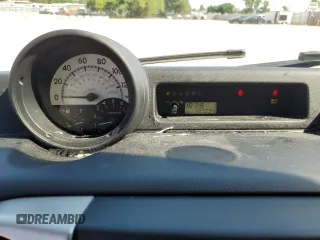 2006 Scion xB z VIN JTLKT324264110085, wystawiony jako Copart lot #55693295 z przebiegiem 147 334 mil mil oraz Szkody całkowita. Historia ofert i sprzedaży dostępna na DreamBid. Obrazek 9.