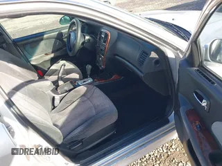 2005 Hyundai Sonata GLS with VIN KMHWF35H15A175265, listed as a IAAI auction lot 41512988 with 124,858 mi miles. Bid and sale history available at carsss.com. Image 5.