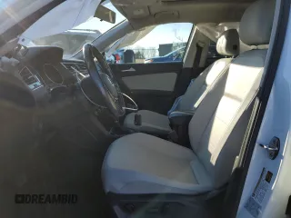 2018 Volkswagen Tiguan SEL z VIN 3VV3B7AX3JM047891, wystawiony jako Copart lot #41615545 z przebiegiem 63 995 mil mil oraz Szkoda całkowita • Salvage title. Historia ofert i sprzedaży dostępna na DreamBid. Obrazek 7.