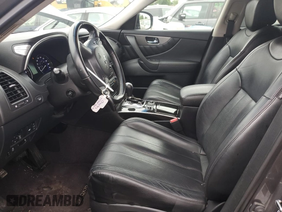 2017 Infiniti QX70 z VIN JN8CS1MW9HM416018, wystawiony jako Copart lot #60274225 z przebiegiem 45 125 mil mil oraz Szkoda całkowita • Salvage title. Historia ofert i sprzedaży dostępna na DreamBid. Obrazek 7.