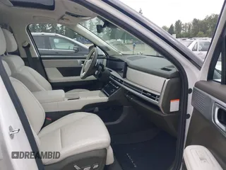 2025 Hyundai Santa Fe Calligraphy with VIN 5NMP5DG12SH017276, listed as a IAAI auction lot 42490129 with 2,089 mi miles and . Bid and sale history available at DreamBid. Image 5.