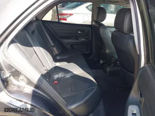 2004 Lexus IS 300 with VIN JTHBD192340083547, listed as a IAAI auction lot 41620371 with 138,363 mi miles. Bid and sale history available at carsss.com. Image 8.