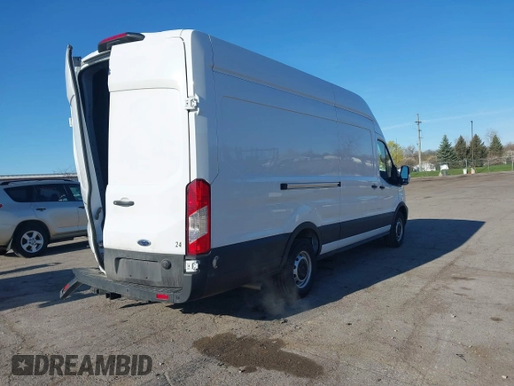 2024 Ford Transit Cargo z VIN 1FTBW3X89RKB49268, wystawiony jako IAAI lot #42081360 z przebiegiem 7 290 mil mil oraz . Historia ofert i sprzedaży dostępna na DreamBid. Obrazek 4.