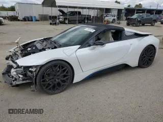 2019 BMW i8 z VIN WBY2Z6C51KVB82985, wystawiony jako Copart lot #47491815 z przebiegiem 74 489 mil mil oraz Szkoda całkowita • Salvage title. Historia ofert i sprzedaży dostępna na DreamBid. Obrazek 1.